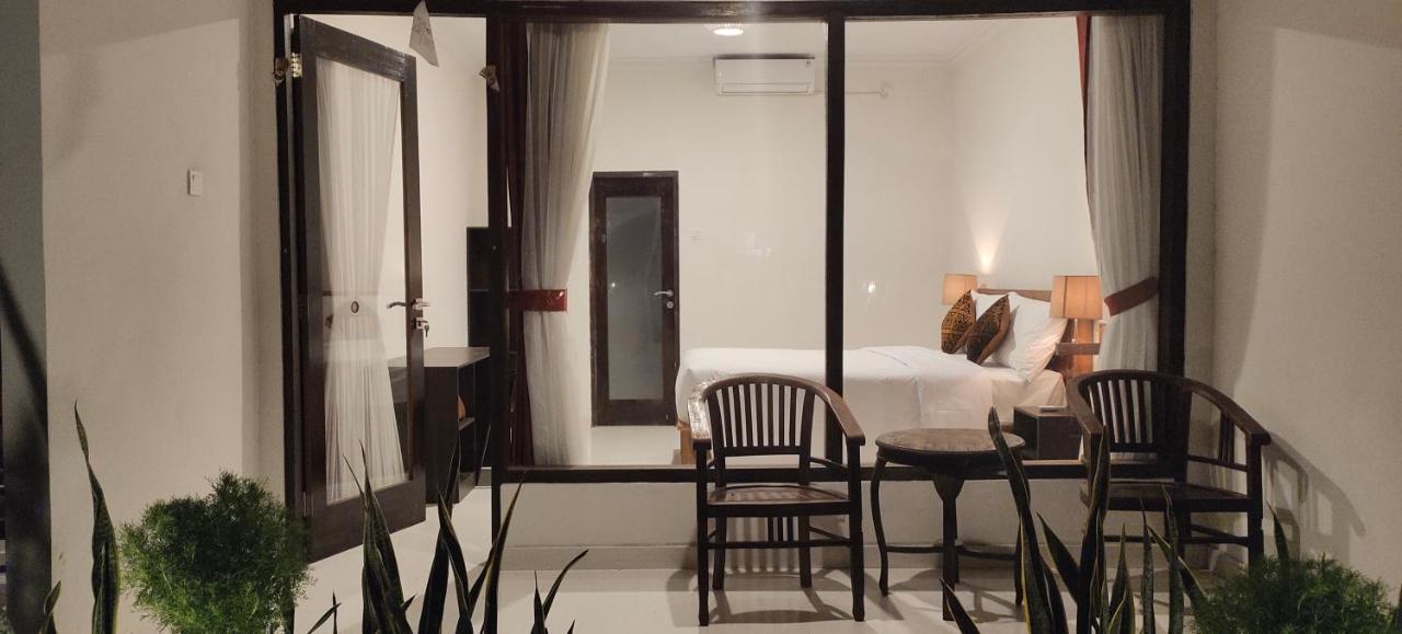 The Poetri Oka Hotel Batununggul Kültér fotó